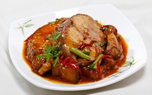 Cá kho thịt ba chỉ đậm đà, béo ngậy thơm ngon