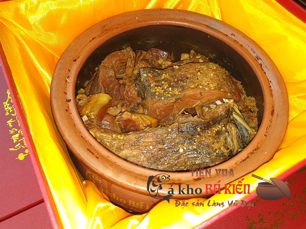 Hình ảnh niêu cá kho Tiến Vua